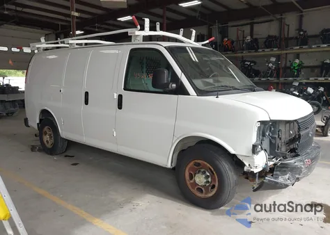 2017 Chevrolet Express 2500 Work Van из США, поврежденный, VIN 1GCWGAFF9H1130629